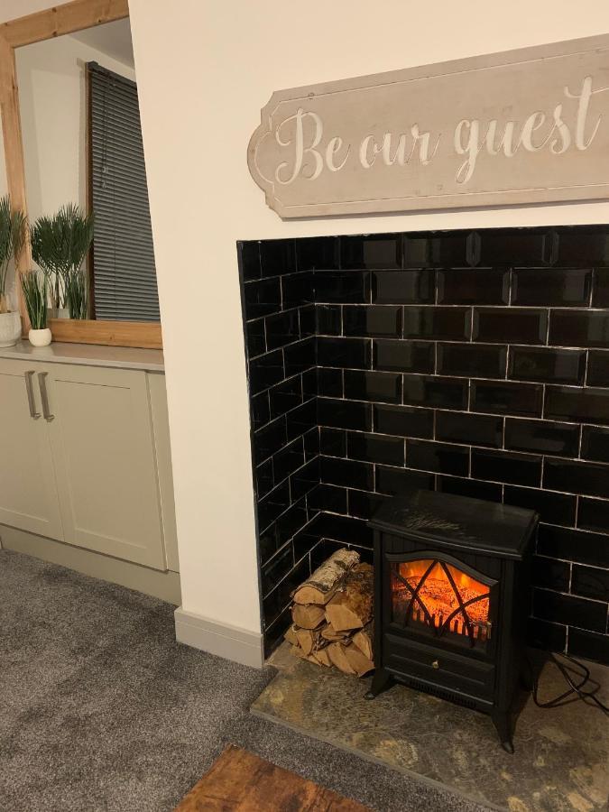 Cosy Cottage In Redcar - Workstays Uk Wilton  Exteriér fotografie